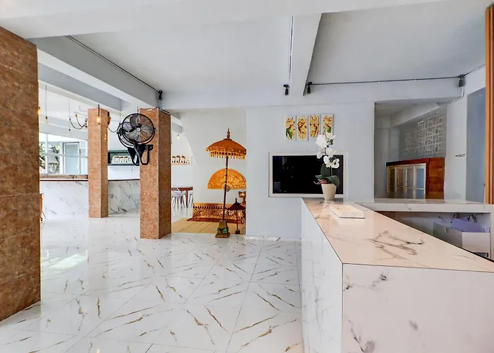 Townhouse Oak Near Formerly Sayang Maha Merta 3*