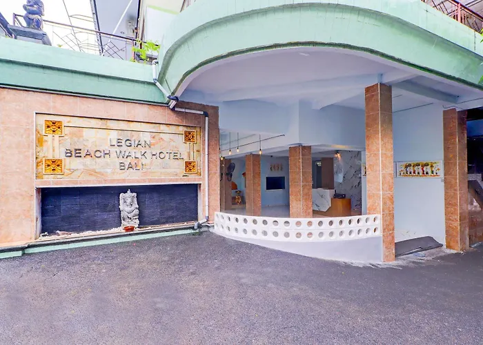 Hotel Townhouse Oak Near Formerly Sayang Maha Merta